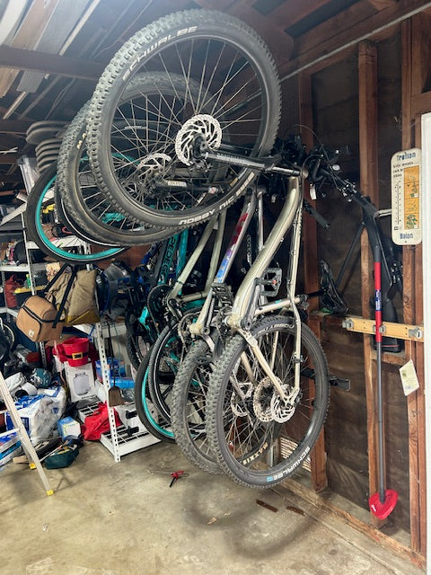Wall Hanging Kit for 4 or 6 bike rack